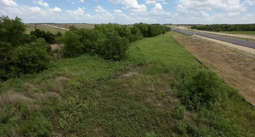 Top Mistakes Buyers Make When Purchasing Land in Texas (And How to Avoid Them) 2 photograph of open land